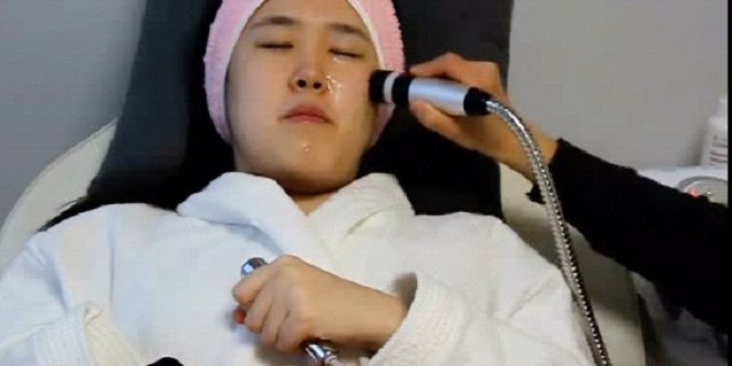 cach cham soc da bang may di dien di skin cool